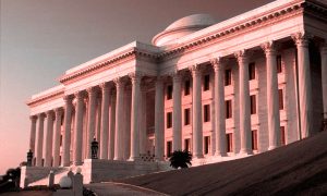 بیت العدل به دنبال سلطه بر بهائیان و نقض آزادی طبق نظر متبری از بهائیت گلیشر