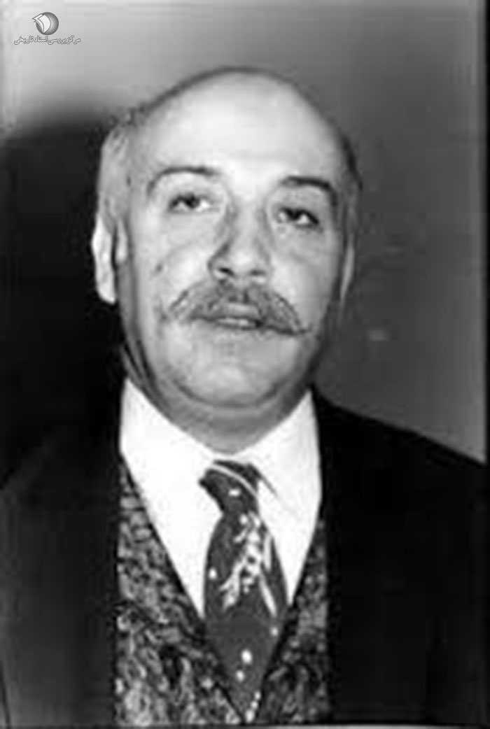 The extent and the method of Bahaism influence on Pahlavi government according to “Siamak Zand”