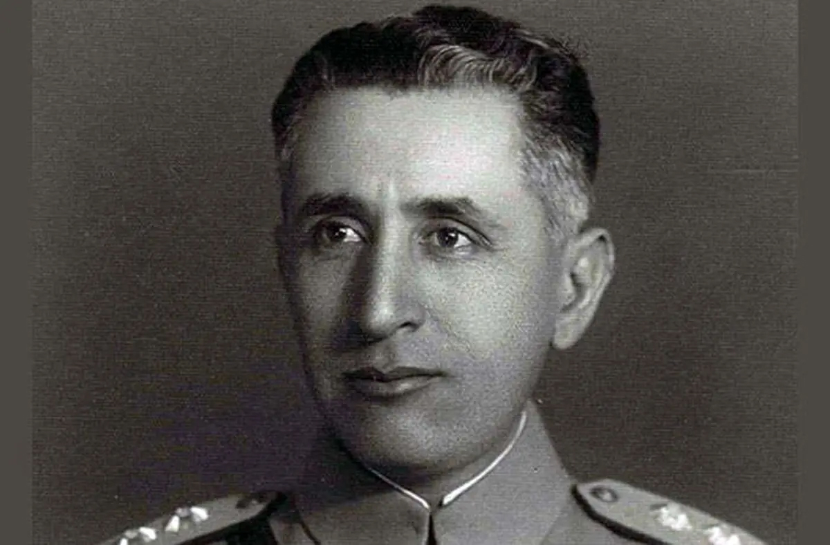 The extent and the method of Bahaism influence on Pahlavi government according to “Siamak Zand”